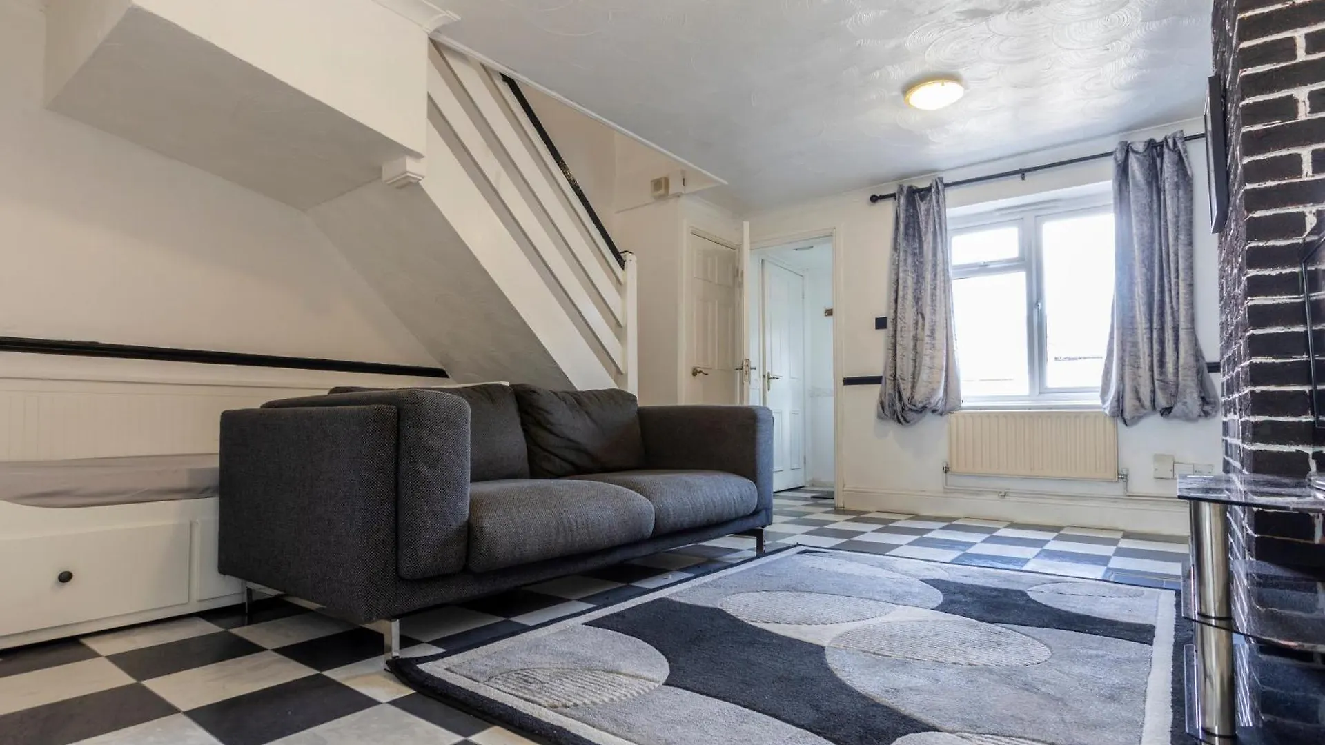 Apartment Cosy Home By Excel Centre & City Airport London