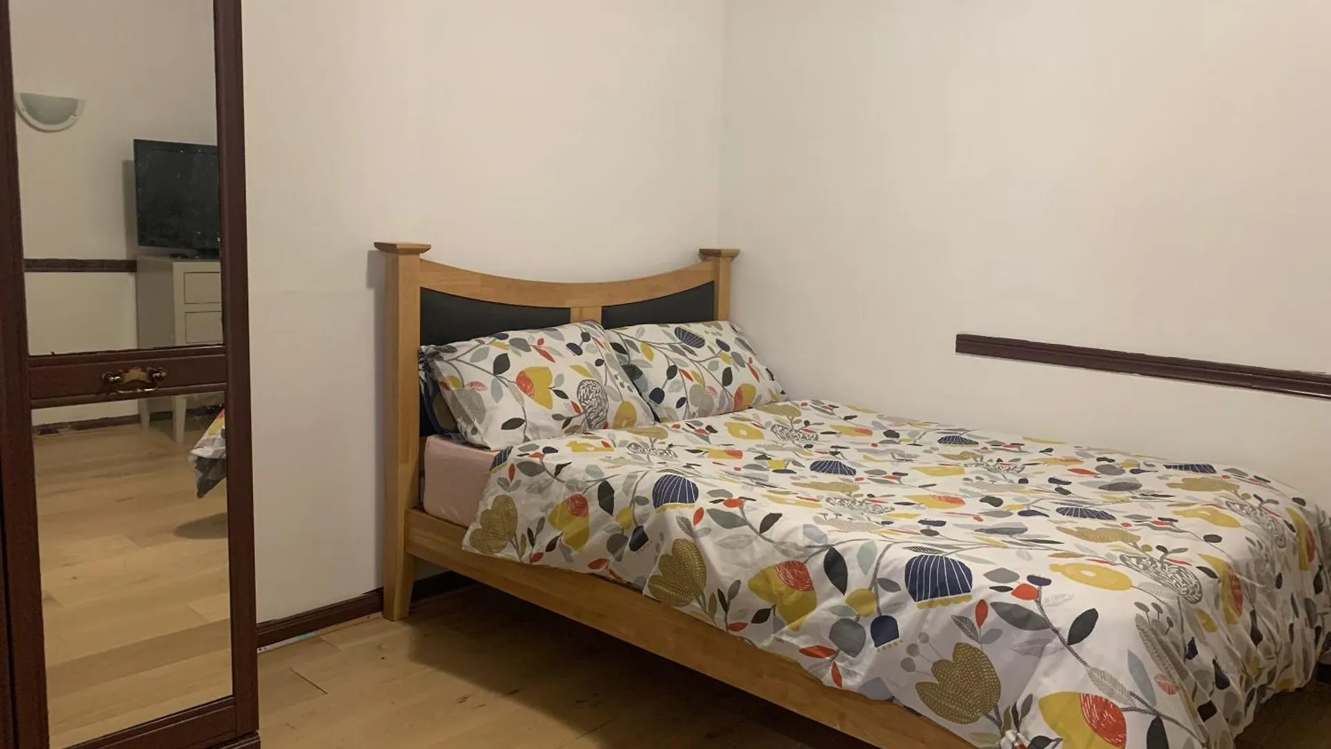 Cosy Home By Excel Centre & City Airport London United Kingdom
